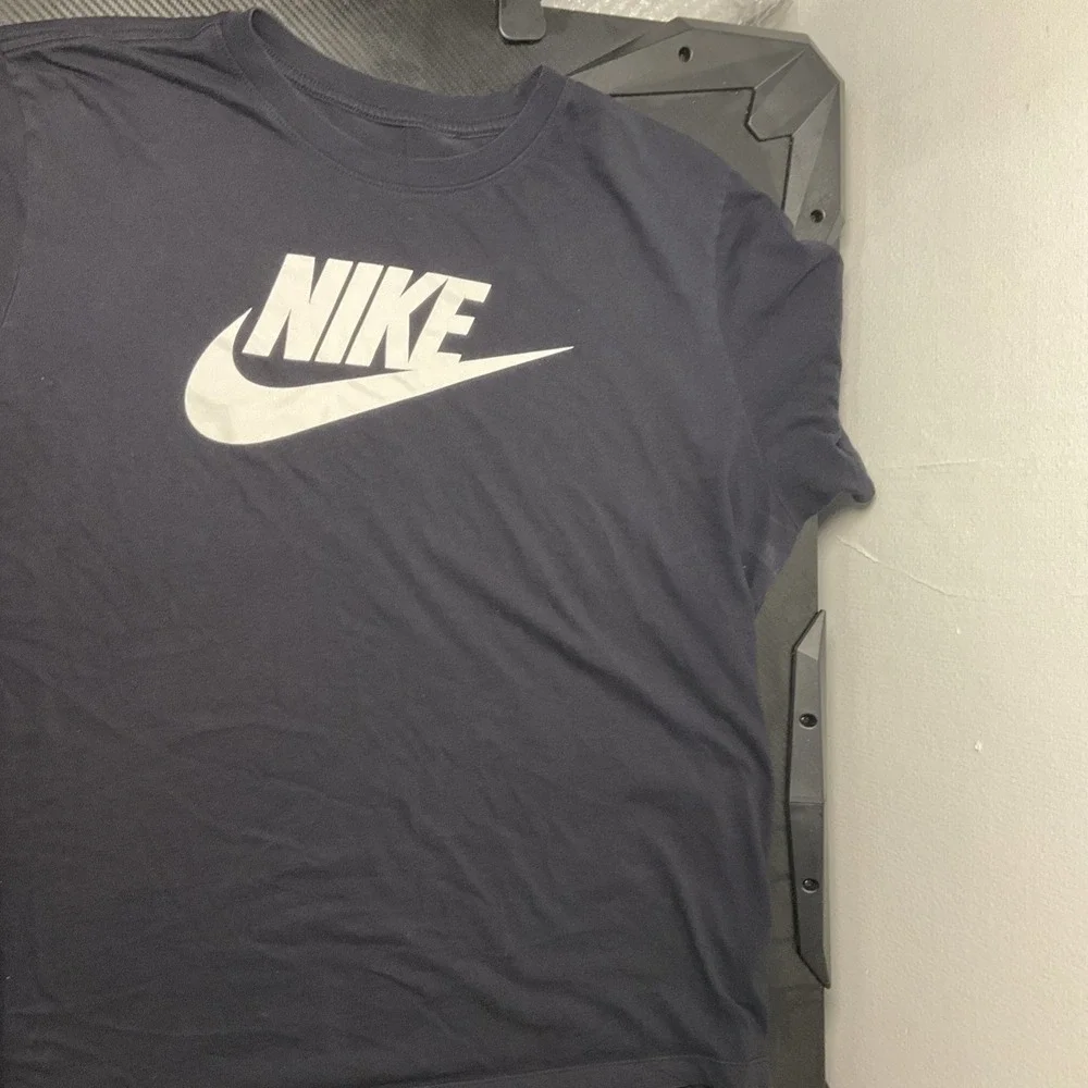 Nike Youth Navy Tee  White Lettering Size XXL